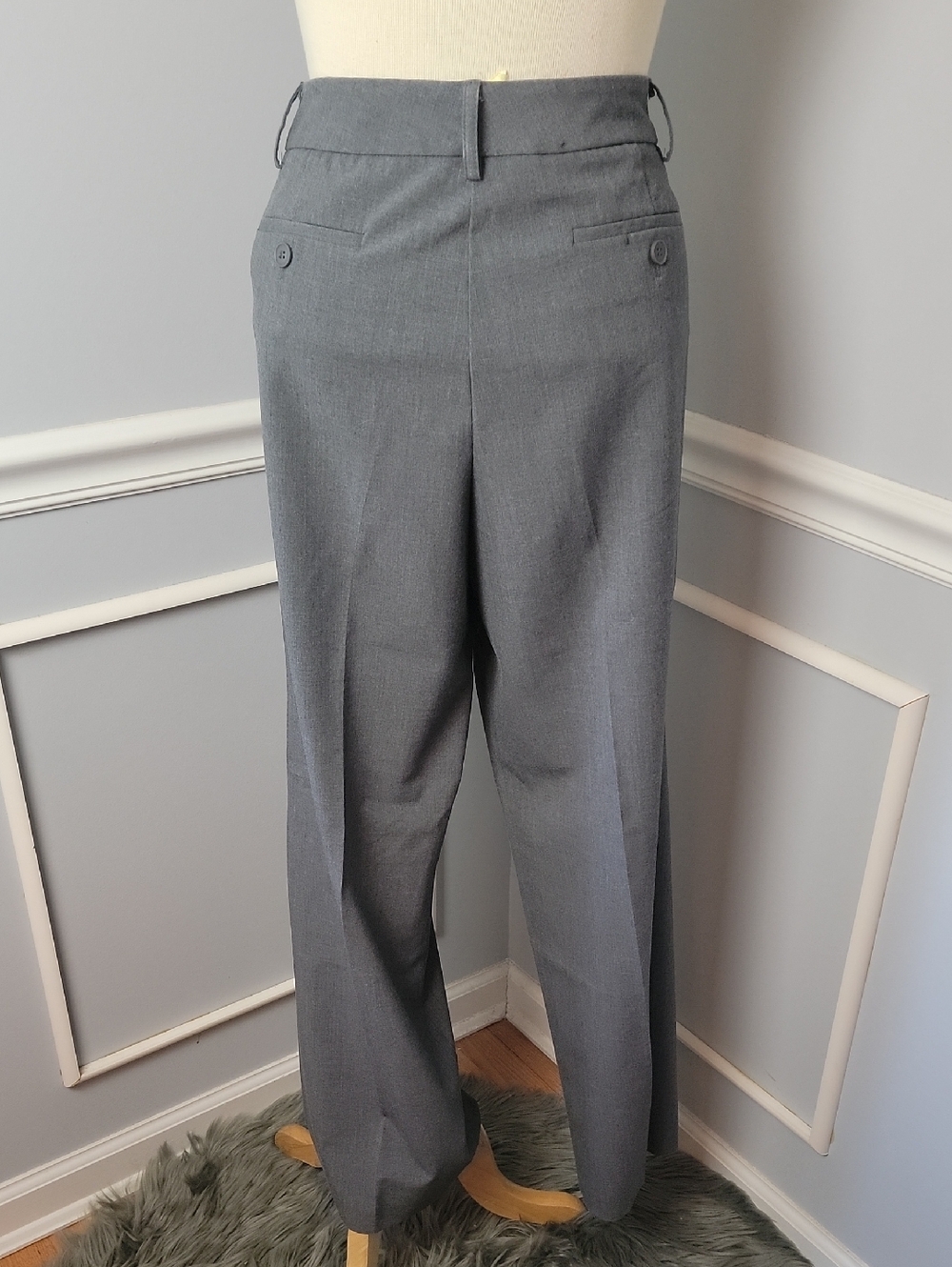 NEW YORK & COMPANY Gray Stretch Straight Leg Career Professional Dress Pants 12 - Picture 3 of 8